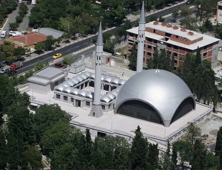 Şakirin Camii
